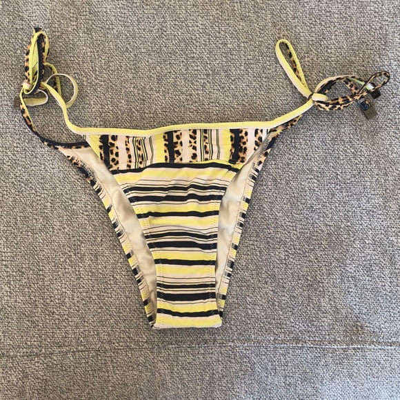 Track & Field stripe and leopard bikini, size 3 - Picture 2 of 6